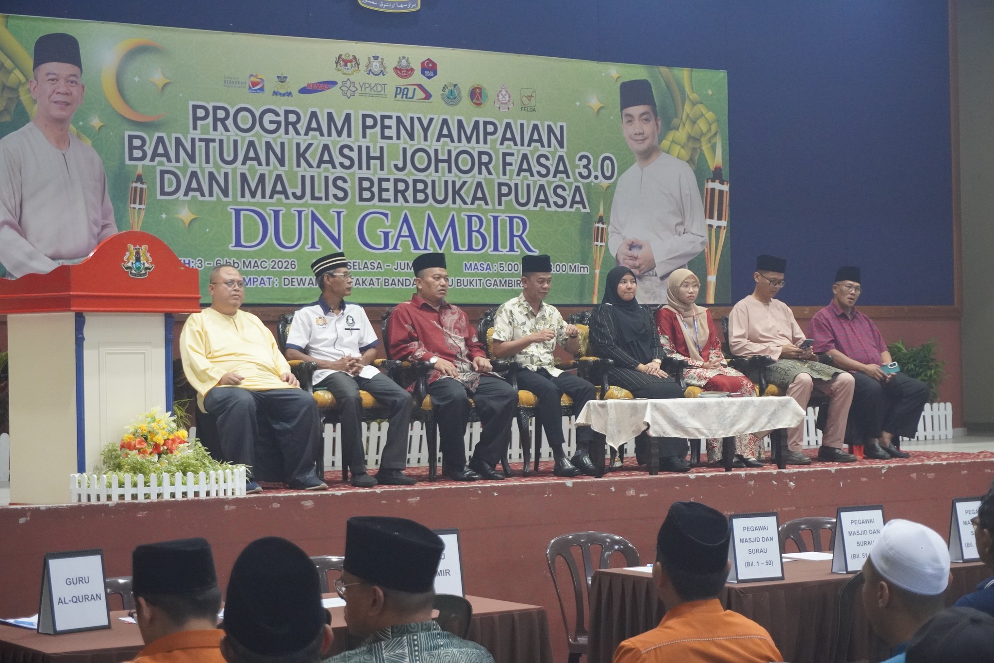 MAJLIS PENYERAHAN BANTUAN KASIH JOHOR FASA 3, DUN BUKIT GAMBIR