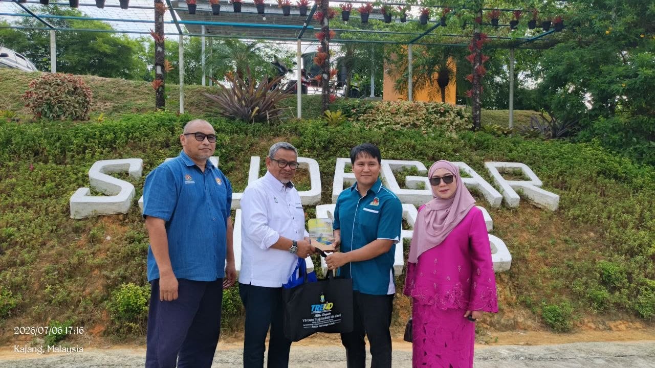 LAWATAN KERJA PENGARAH LPNM NEGERI PULAU PINANG BERSAMA YB EXCO KE SAUDAGAR NANAS, SG MERAB